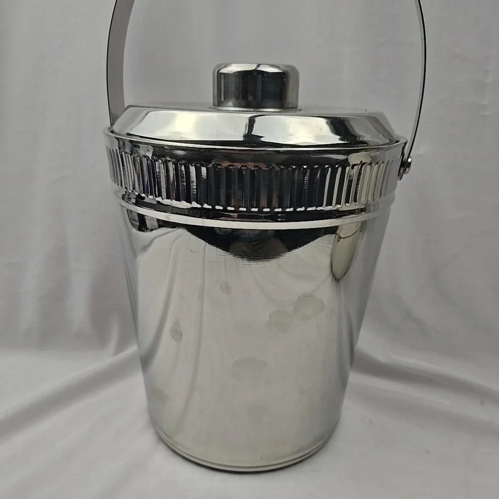 Urban Spoon Stainless Steel Insulated Ice Bucket with Lid and Handle - Modern...